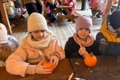 trashed-1764268514-Messenger_creation_94BA6901-157E-4C90-A1CD-BE24D3A0C366